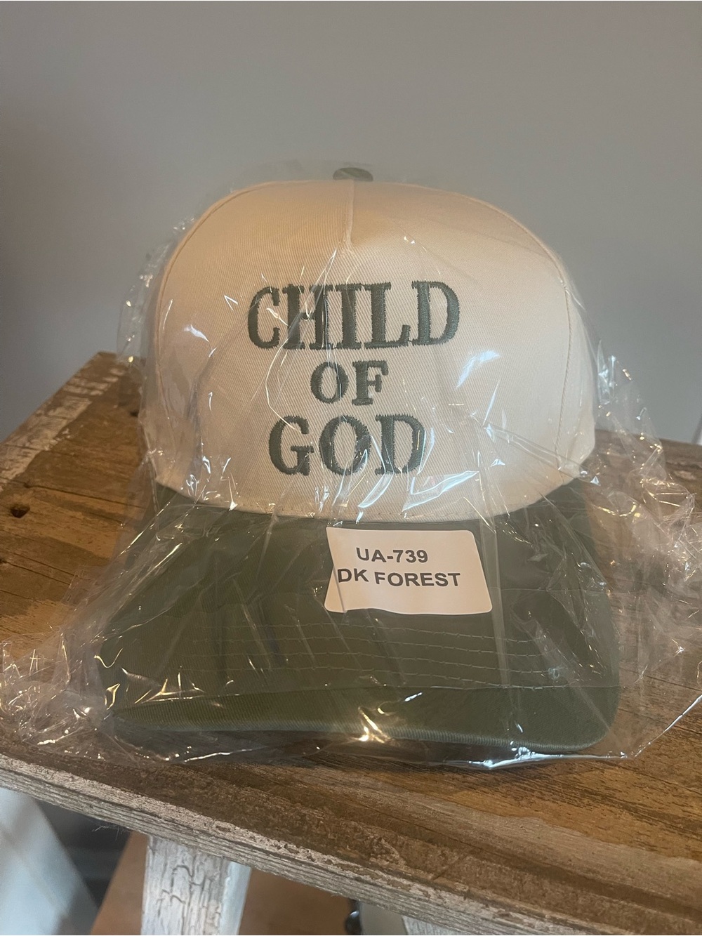 Embroidered “Child of God”Trucker Hat - White & Dark Green(unisex)